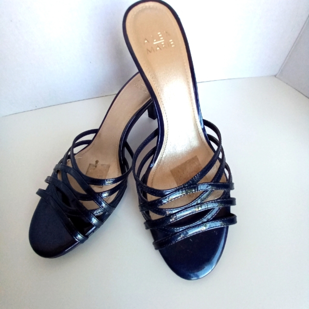 Alex Marie patent leather navy blue slides basket weave size 7   2 in heel